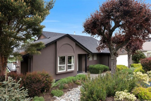 6250 Lower Chippewa Rd, Duncan, BC 