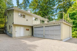 7136 Willis Point Rd Central Saanich, BC V9E 2A1