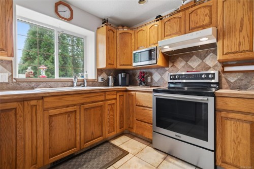 1967 Augusta Pl, Campbell River, BC 