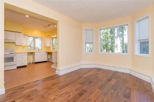 1745 Pavenham Rd, Cowichan Bay, BC 