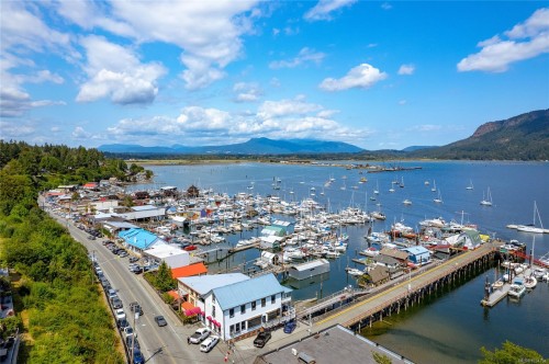 1745 Pavenham Rd, Cowichan Bay, BC 