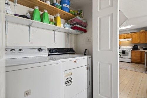 793 Robron Rd, Campbell River, BC 
