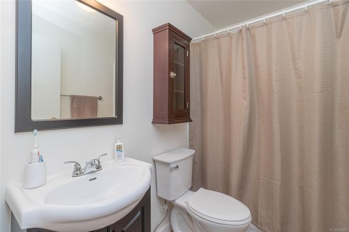 8-3208 Gibbins Rd, Duncan, BC 