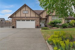 2185 Forest Grove Dr Campbell River, BC V9W 6H9