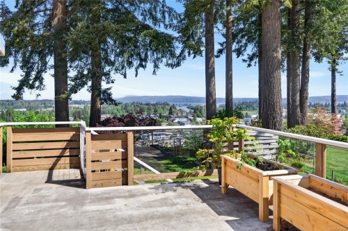 1820 Treelane Rd, Campbell River, BC 