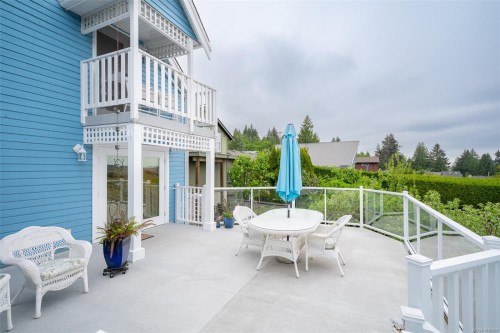 437 Davis Rd, Ladysmith, BC 