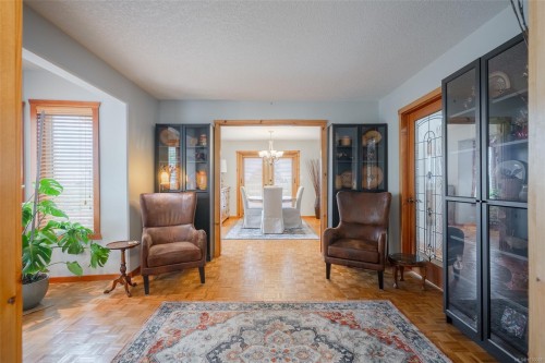 437 Davis Rd, Ladysmith, BC 