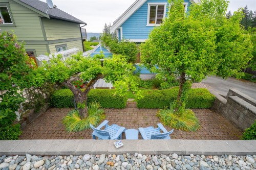 437 Davis Rd, Ladysmith, BC 