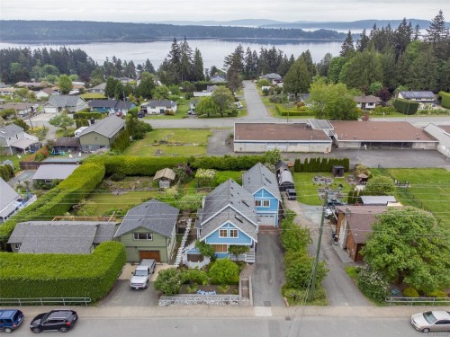 437 Davis Rd, Ladysmith, BC 