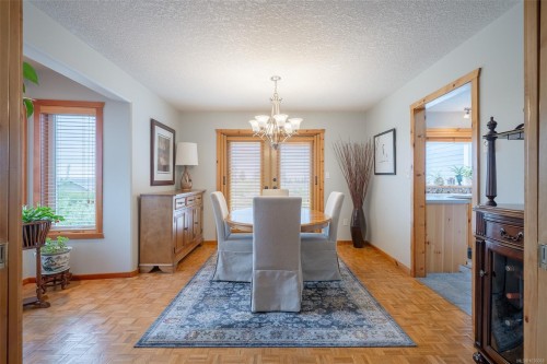 437 Davis Rd, Ladysmith, BC 