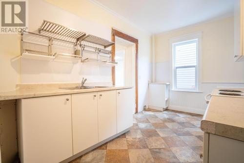 928 Queen St E, Sault Ste. Marie, ON - Indoor Photo Showing Other Room