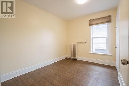 928 Queen St E, Sault Ste. Marie, ON - Indoor Photo Showing Other Room