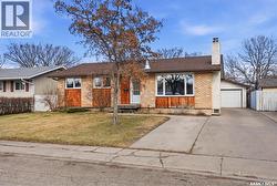 11 Norwood CRESCENT  Regina, SK S4R 0A2