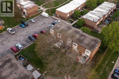5486 Lassaline, Windsor, ON - Outdoor