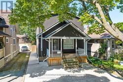 28 FIELDEN AVENUE Port Colborne (Sugarloaf), ON L3K 4S9