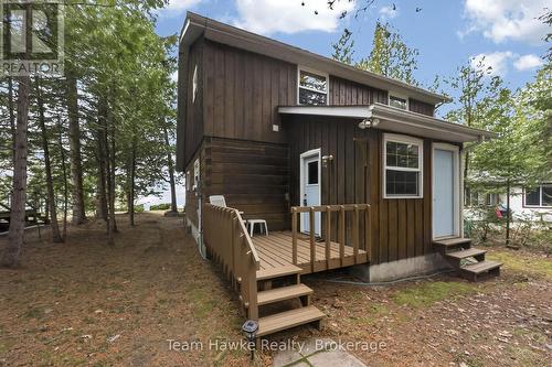698 Tiny Beaches Road S, Tiny, ON - Outdoor