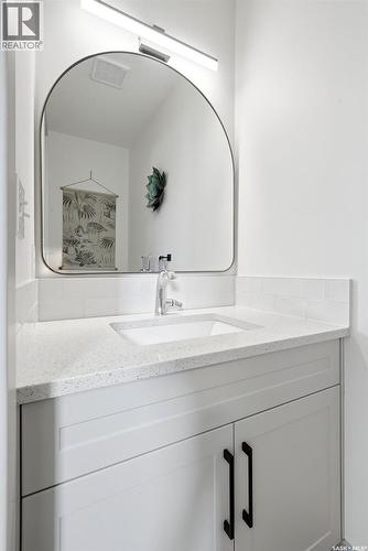 1603 Rousseau Crescent, Regina, SK - Indoor Photo Showing Bathroom