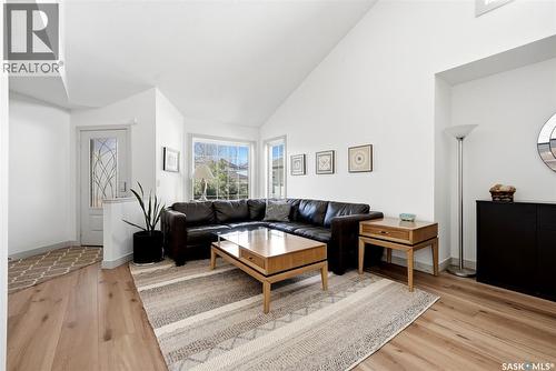 1603 Rousseau Crescent, Regina, SK - Indoor Photo Showing Living Room