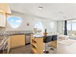 3701 13495 CENTRAL AVENUE  Surrey, BC V3T 0K2