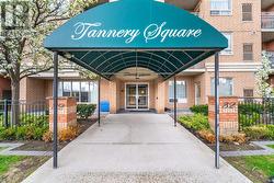 504 - 32 TANNERY STREET  Mississauga, ON L5M 6T6