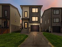 51 Travertine Crt Court  Halifax, NS B3P 0J5