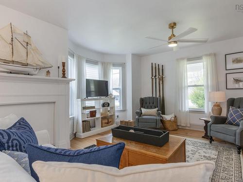 472 Highway 1, Smiths Cove, NS 