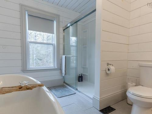 472 Highway 1, Smiths Cove, NS 