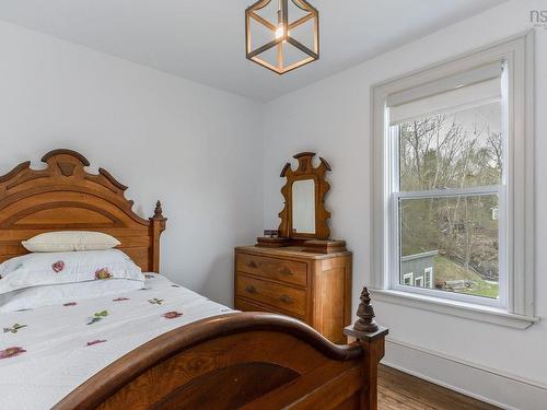 472 Highway 1, Smiths Cove, NS 