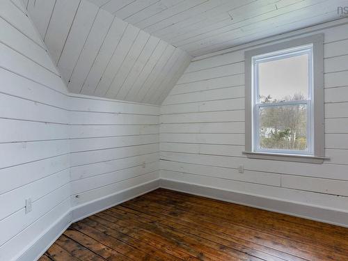 472 Highway 1, Smiths Cove, NS 