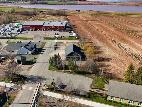 33 Elm Avenue, Wolfville, NS 