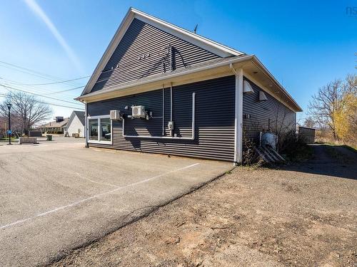 33 Elm Avenue, Wolfville, NS 