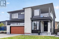 62 ROSSLAND AVENUE  Ottawa, ON K2G 2K6