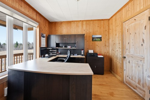 Bureau - 965Z Route 275 S., Frampton, QC - Indoor