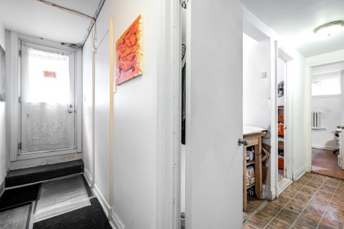 Hall d'entrée/Vestibule - #A-95 Rue Dufferin, Hampstead, QC - Indoor Photo Showing Other Room
