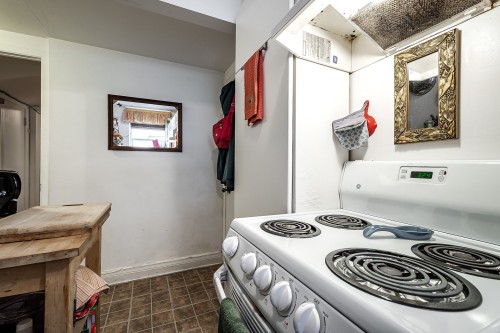 Cuisine - #A-95 Rue Dufferin, Hampstead, QC - Indoor Photo Showing Kitchen