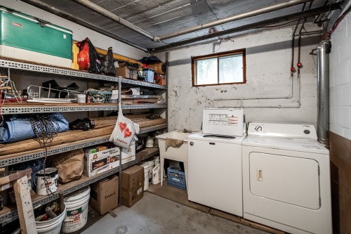 Salle de lavage - #A-95 Rue Dufferin, Hampstead, QC - Indoor Photo Showing Laundry Room
