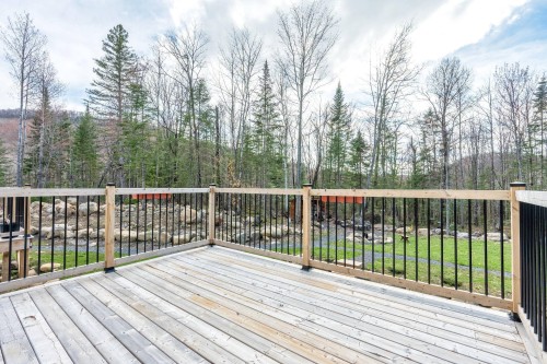 Terrasse - 858 Ch. De La Sauvagine, Mont-Blanc, QC - Outdoor