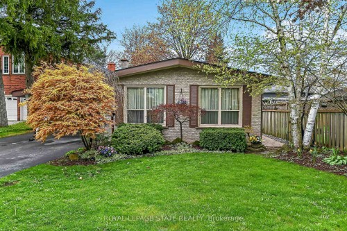 582 Woodview Road, Burlington, ON - Outdoor