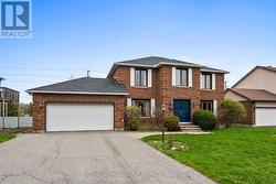 28 PARMALEA CRESCENT  Ottawa, ON K2E 7J2
