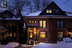 106 HIGHLAND AVENUE Toronto, ON M4W 2A6