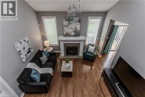 2165 Itabashi Way Unit# 31, Burlington, ON - Indoor Photo Showing Living Room With Fireplace