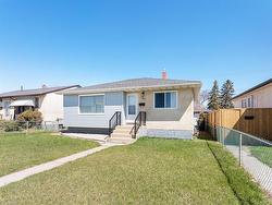 1087 Nairn Avenue  Winnipeg, MB R2L 0Y3