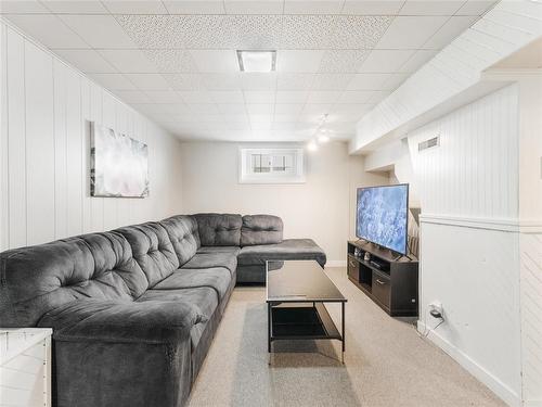 1087 Nairn Avenue, Winnipeg, MB - Indoor Photo Showing Other Room