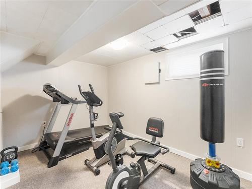 1087 Nairn Avenue, Winnipeg, MB - Indoor Photo Showing Gym Room