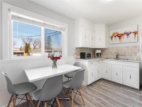 1087 Nairn Avenue, Winnipeg, MB - Indoor