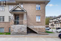 1007 BERYL PRIVATE Ottawa, ON K1V 2M4