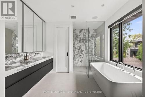 511 Fraser Avenue, Ottawa, ON - Indoor Photo Showing Bathroom