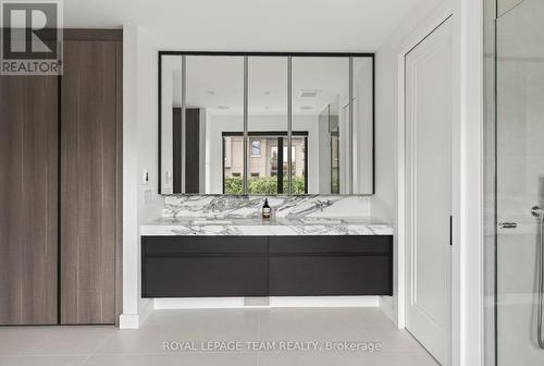 511 Fraser Avenue, Ottawa, ON - Indoor Photo Showing Bathroom