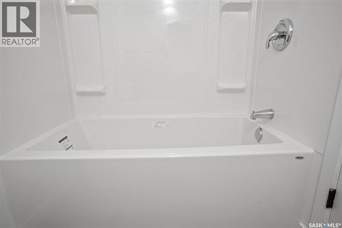 4744 Buckingham Drive, Regina, SK - Indoor Photo Showing Bathroom