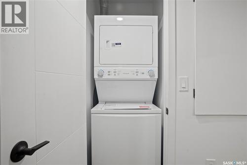 4744 Buckingham Drive, Regina, SK - Indoor Photo Showing Laundry Room